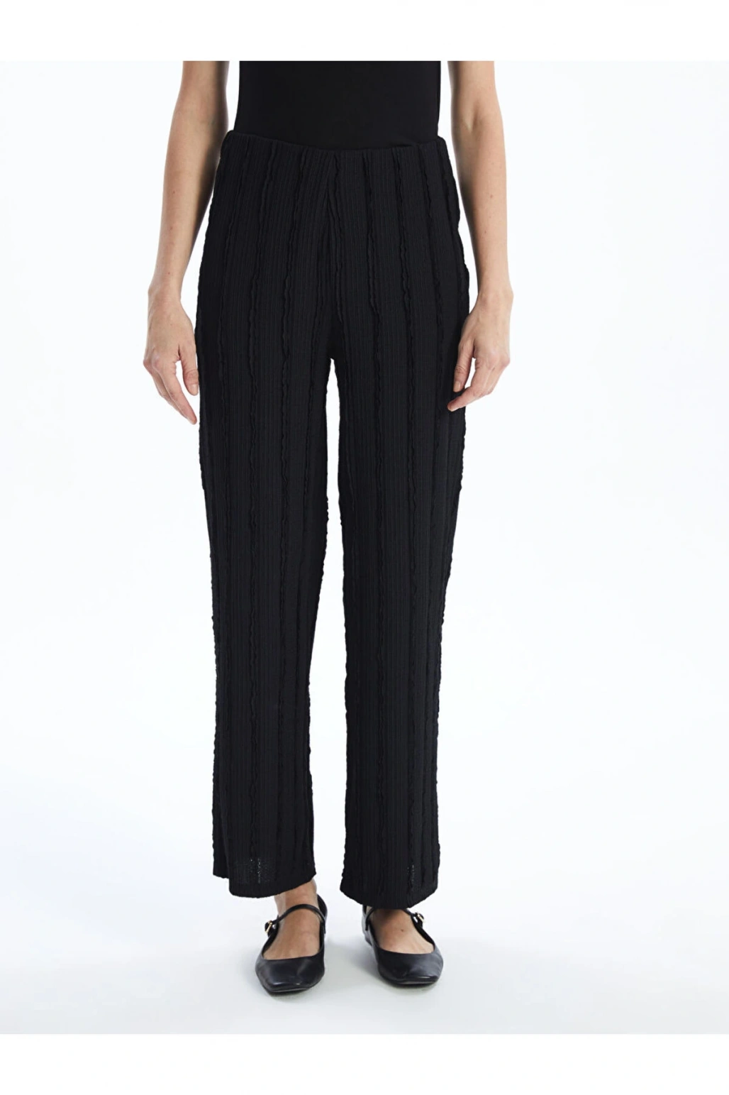 Siyah Beli Lastikli Dokulu Geniş Paça Kadın Pantolon