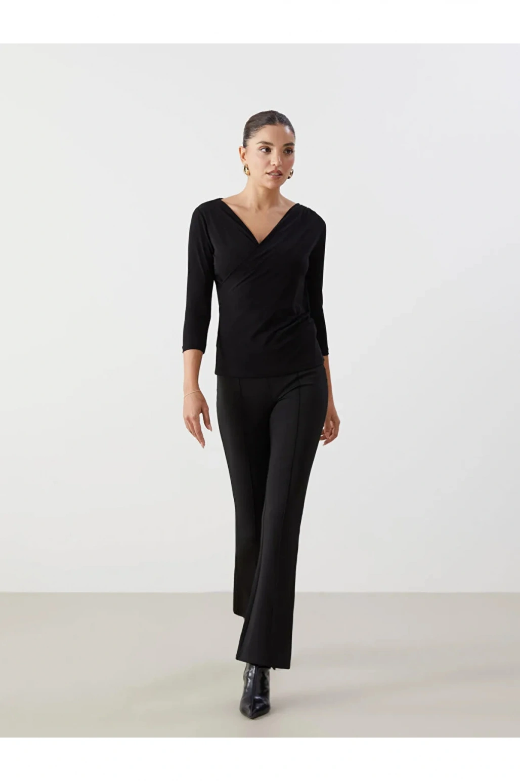 Siyah Ekstra Dar Fit İspanyol Paça Kadın Pantolon