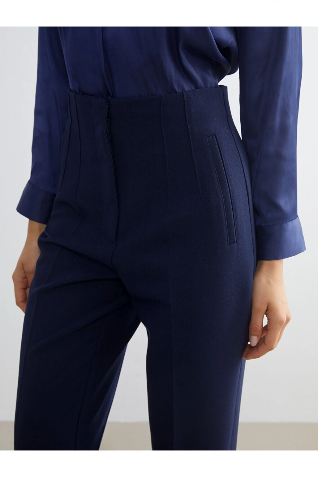 Standart Fit Kadın Cigarette Pantolon