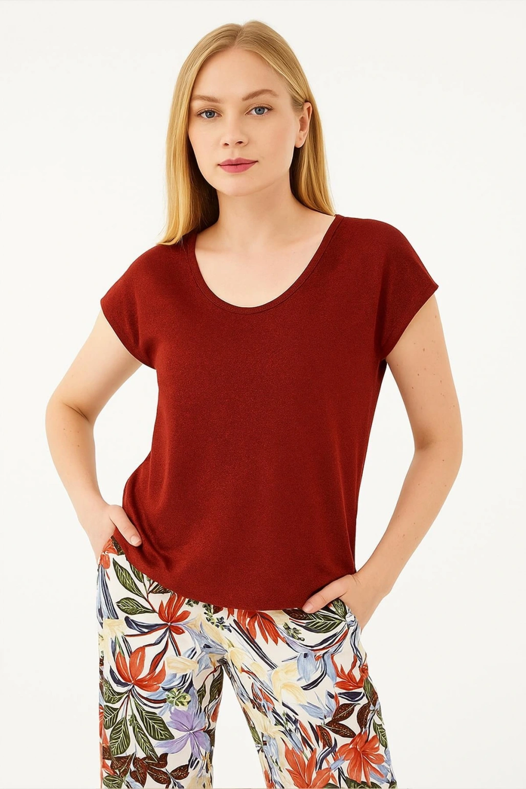 Standart Fit Yuvarlak Yaka Simli Bluz BLUZ 25Y0202K1