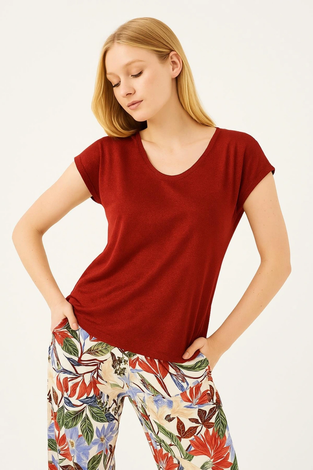 Standart Fit Yuvarlak Yaka Simli Bluz BLUZ 25Y0202K1