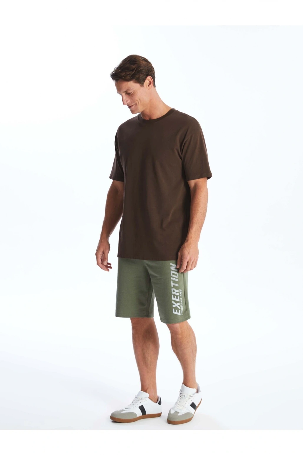 Standart Kalıp Erkek Şort