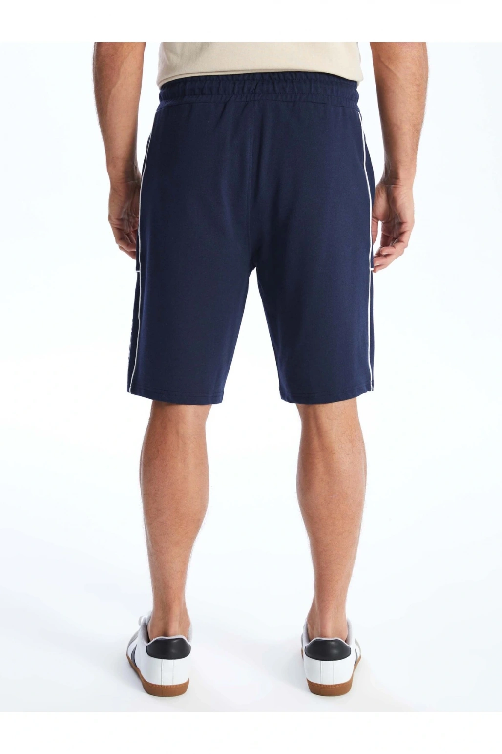 Standart Kalıp Erkek Şort