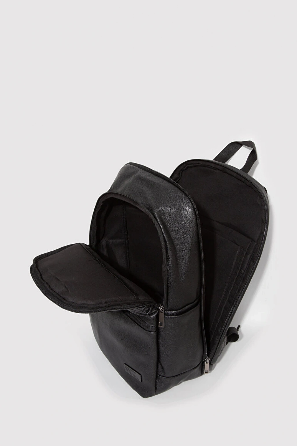 Suni Deri Siyah Sırt Çantası