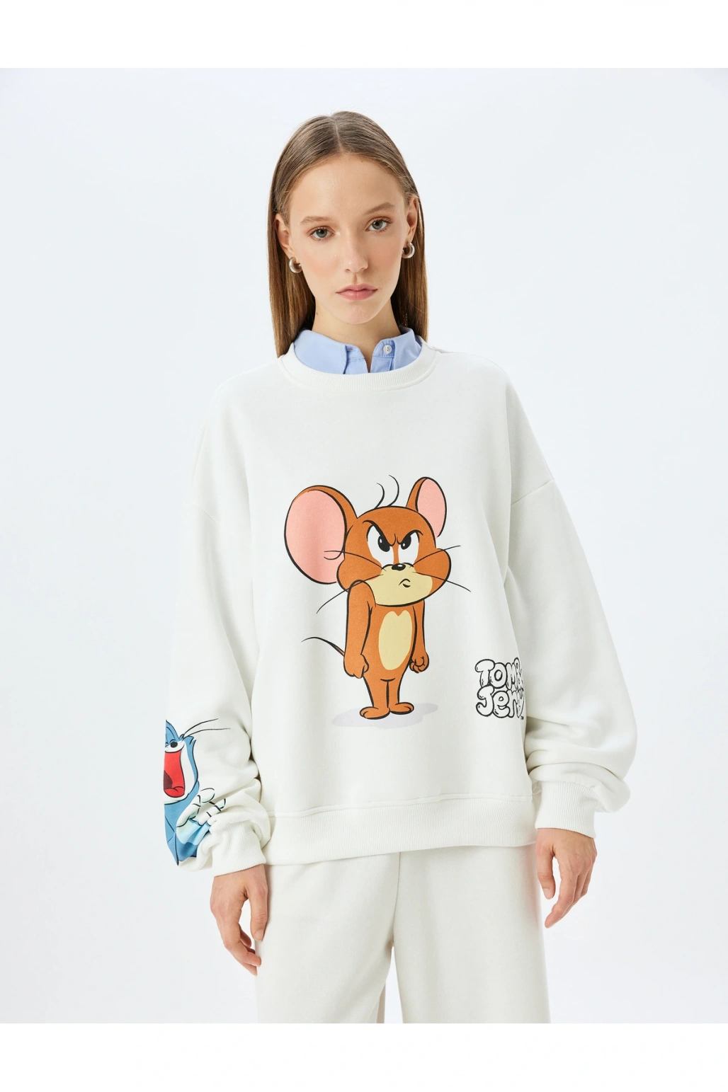 Tom ve Jerry Baskılı Bisiklet Yaka Şardonlu Rahat Kalıp Lisanslı Sweatshirt