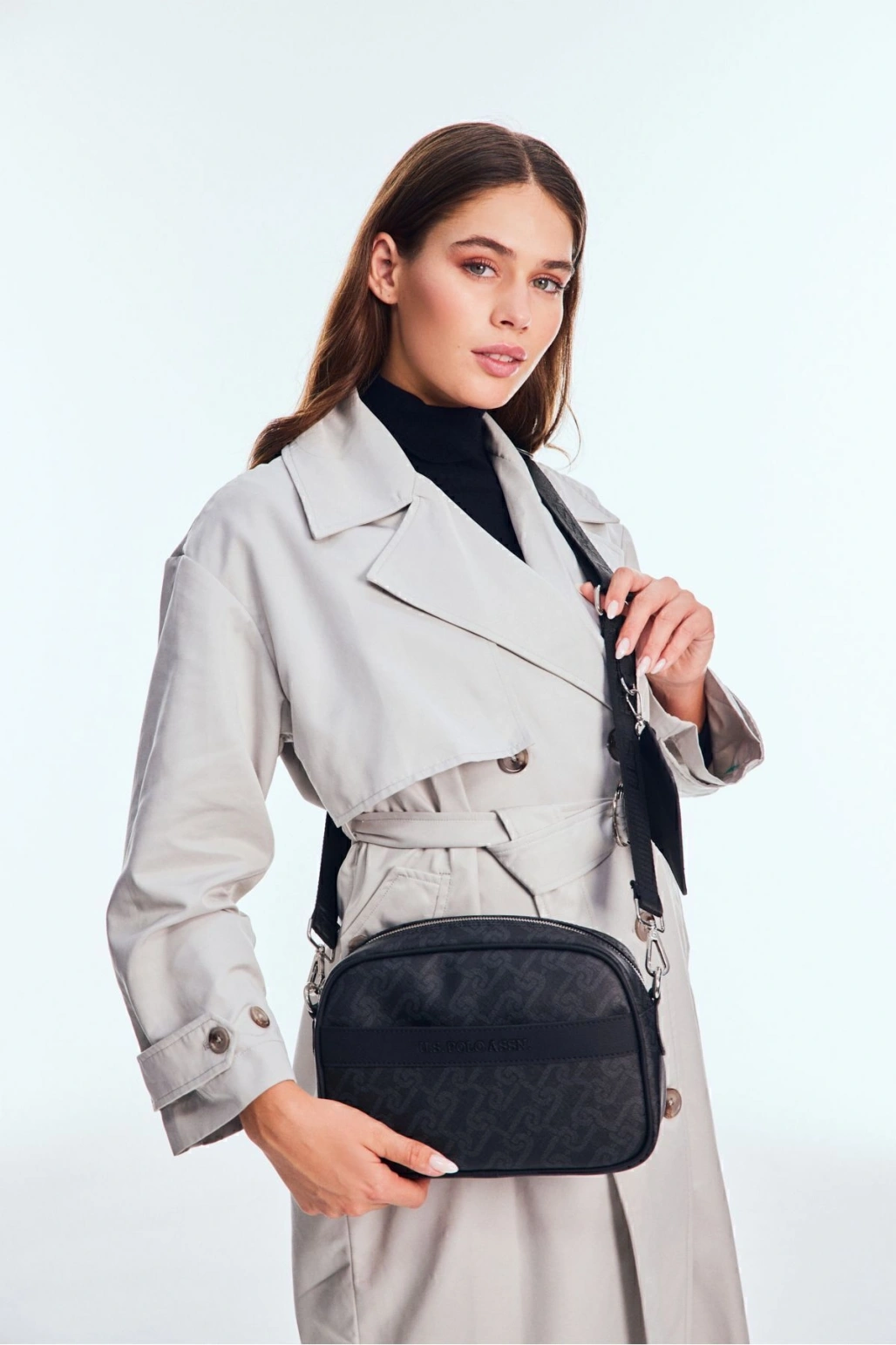 U.S. Polo Assn. Sıyah Kadın Postacı Çantası
