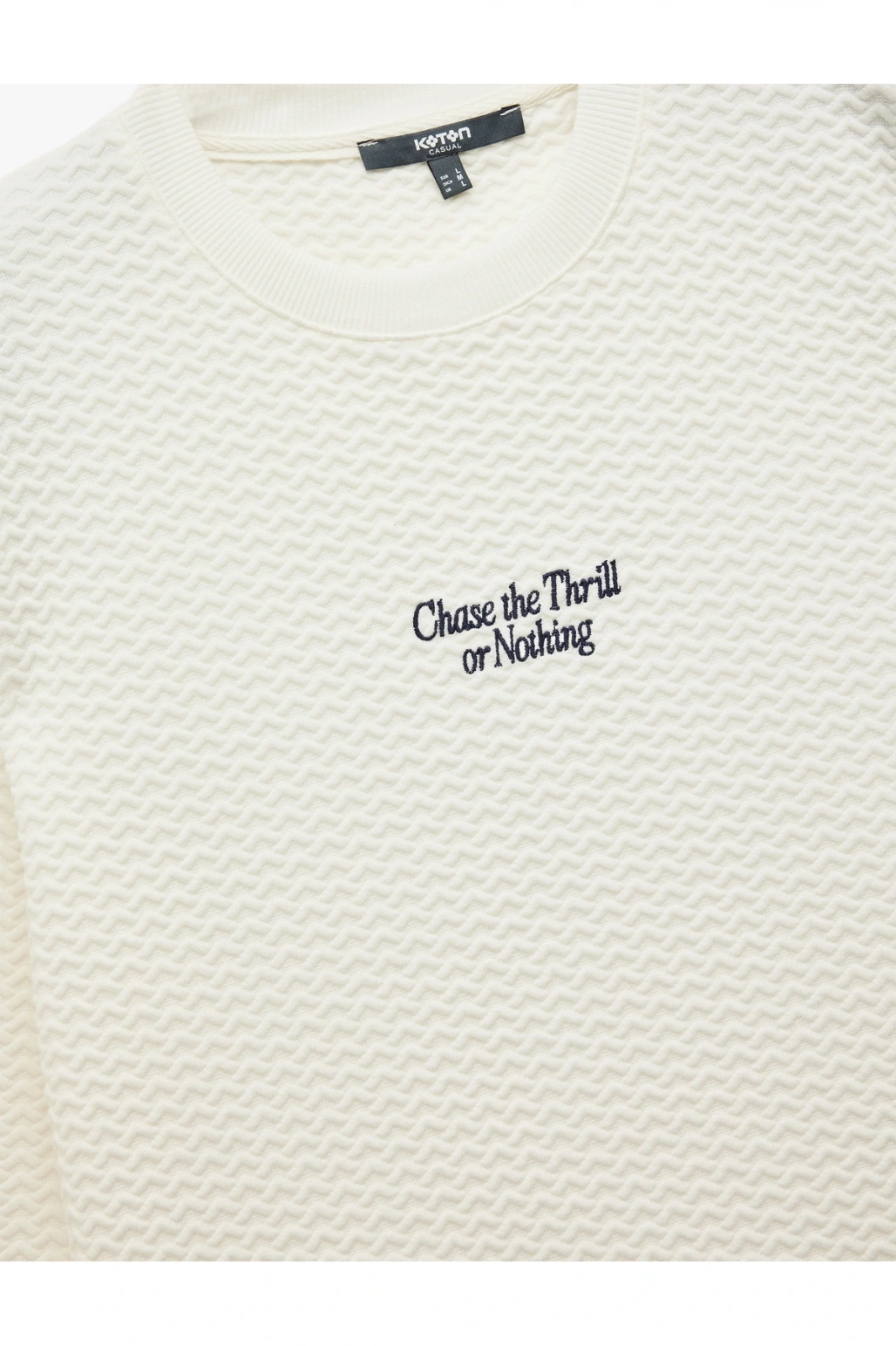 Uzun Kollu Bisiklet Yaka Dokulu İşlemeli Sweatshirt