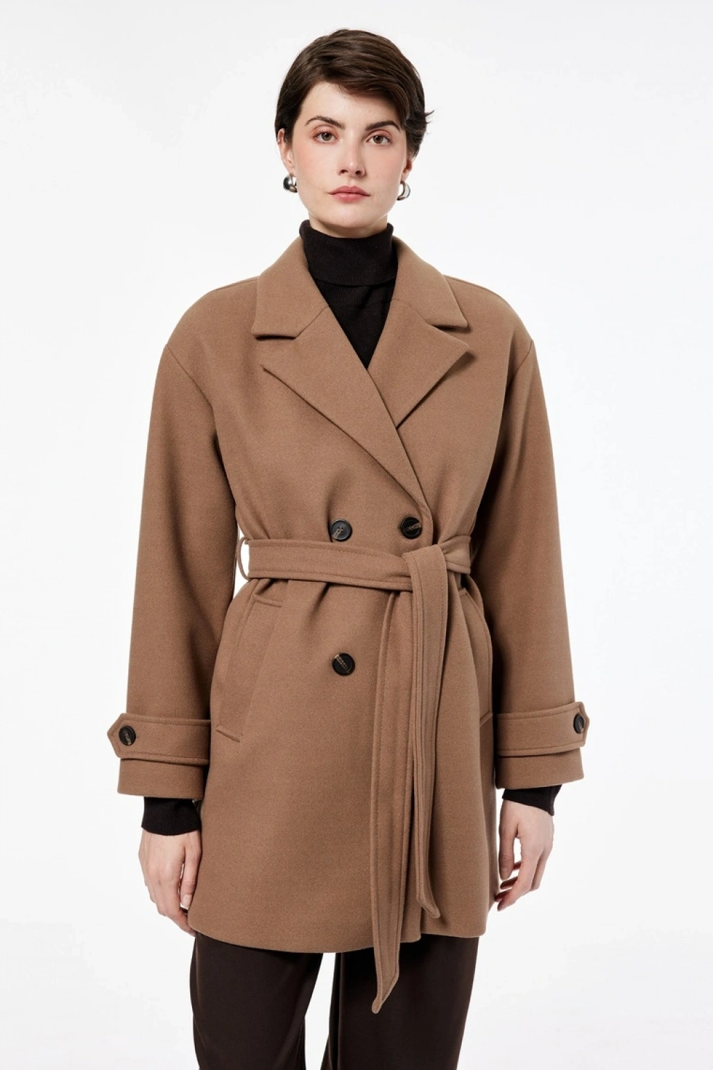 Uzun Kollu Cepli Düğmeli Kemerli Kruvaze Kaşe Kaban