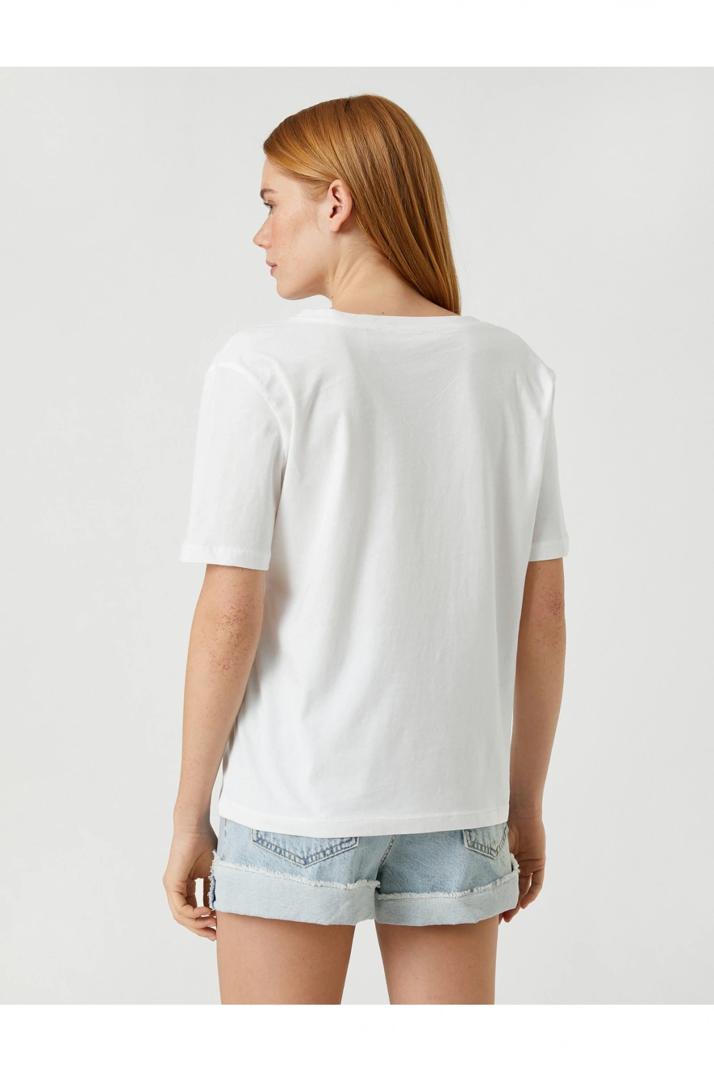 V Yaka Düz Beyaz Kadın T-shirt 3sak60002ek