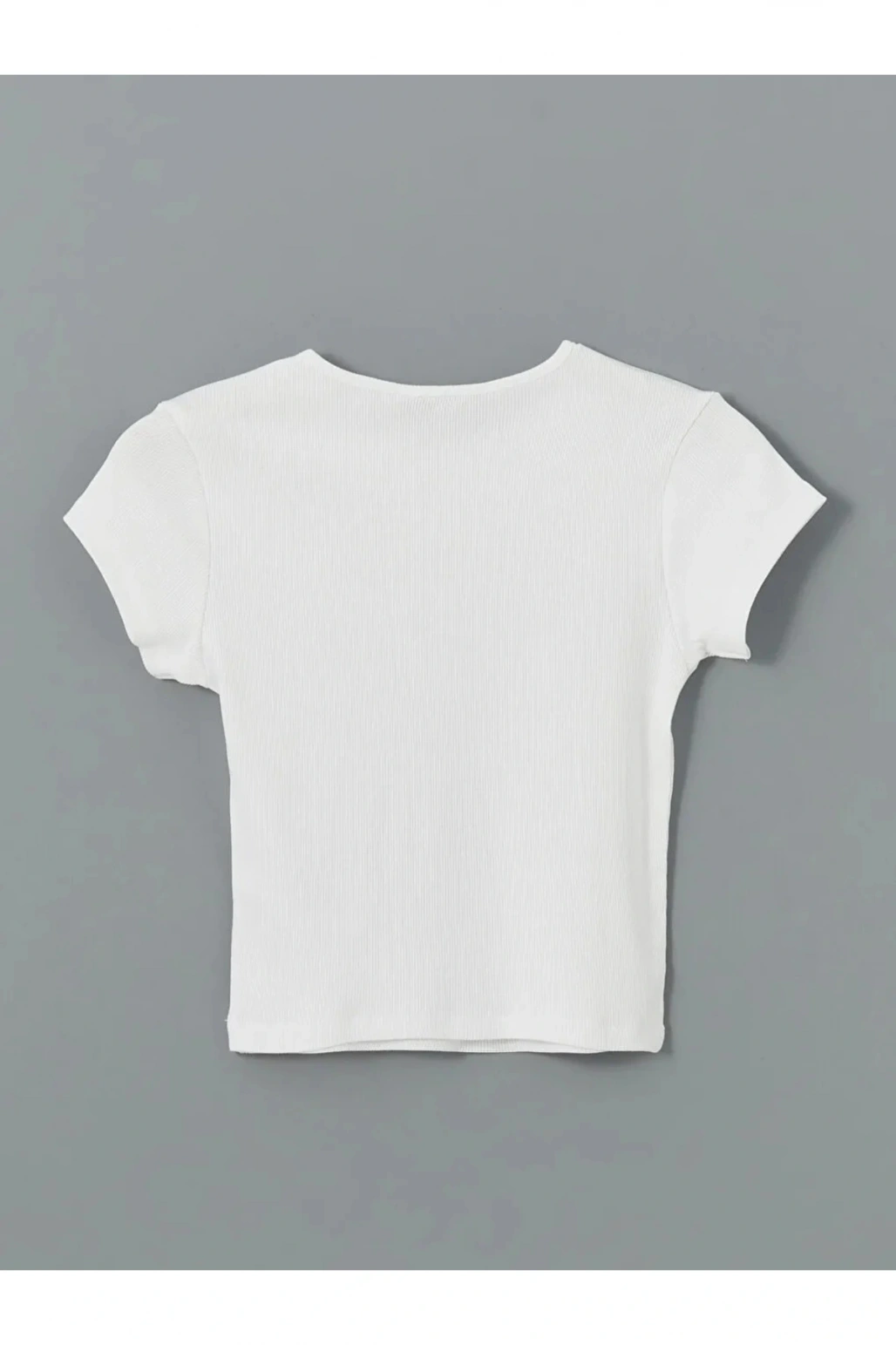 XSIDE Beyaz Bisiklet Yaka Dokulu Kadın Crop T T