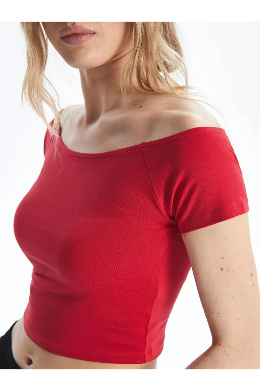 XSIDE Kırmızı Kayık Yaka Düz Kısa Kollu Kadın Crop