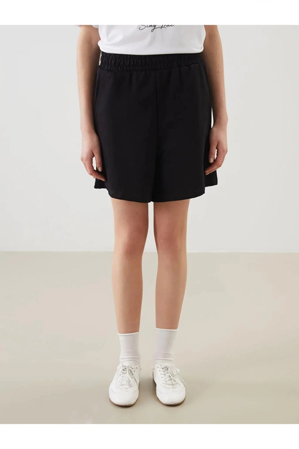 XSIDE Siyah Beli Lastikli Kadın Şort