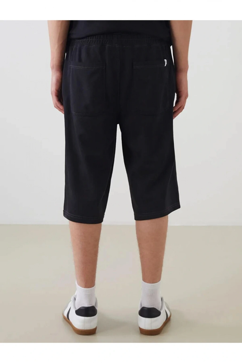 XSIDE Siyah Rahat Kalıp Erkek Şort