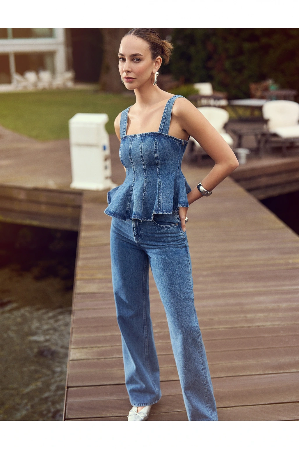 Yeni Sezon Koton X Sima Tarkan - Kalın Askılı Pileli Kare Yaka Dar Kalıp Volanlı Denim