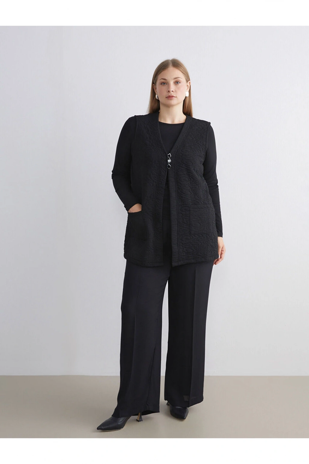 Yeni Sezon V Yaka Kendinden Desenli Kadın Yelek