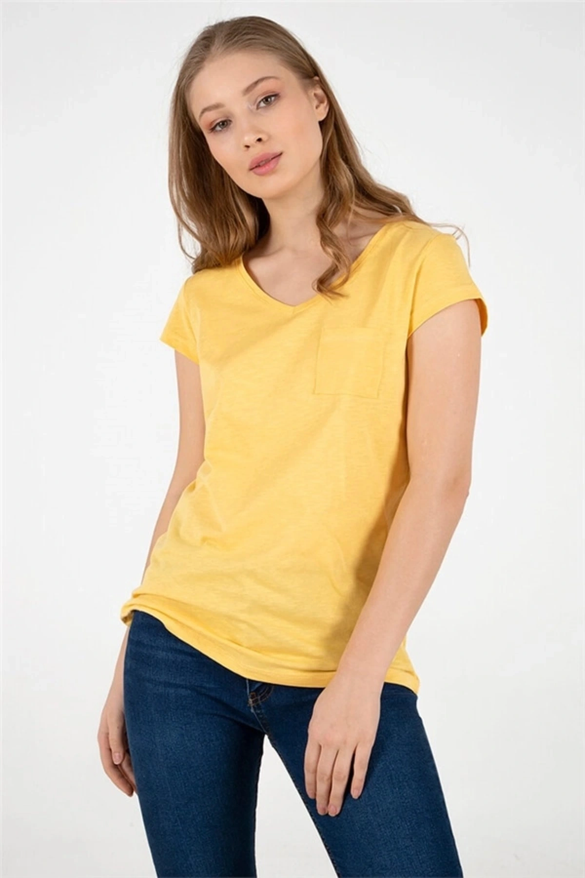 22y0147k1 Kadın T-shirt Sarı