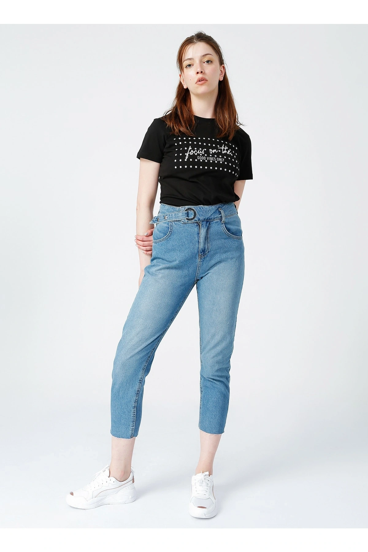 Pamuk Bisiklet Yaka Kısa Kollu Standart Fit Baskılı Siyah Kadınt-shirt