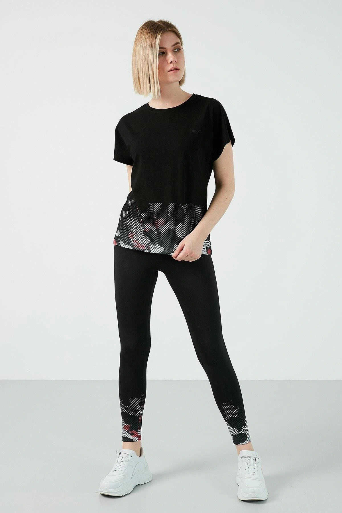 Slim Fit Baskılı Bisiklet Yaka Pamuklu T Shirt Kadın