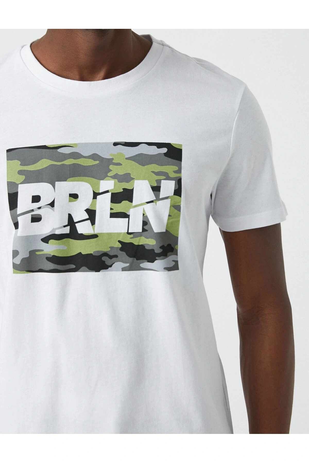 Kamuflaj Baskılı Tişört