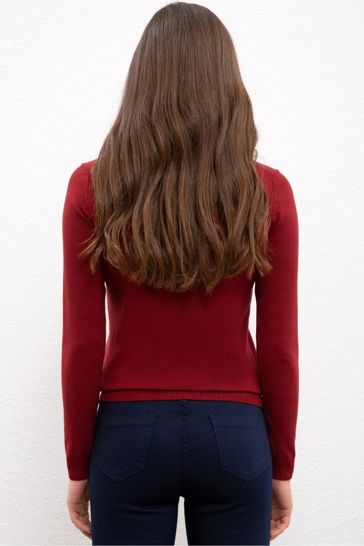 Kırmızı Kadın Kazak