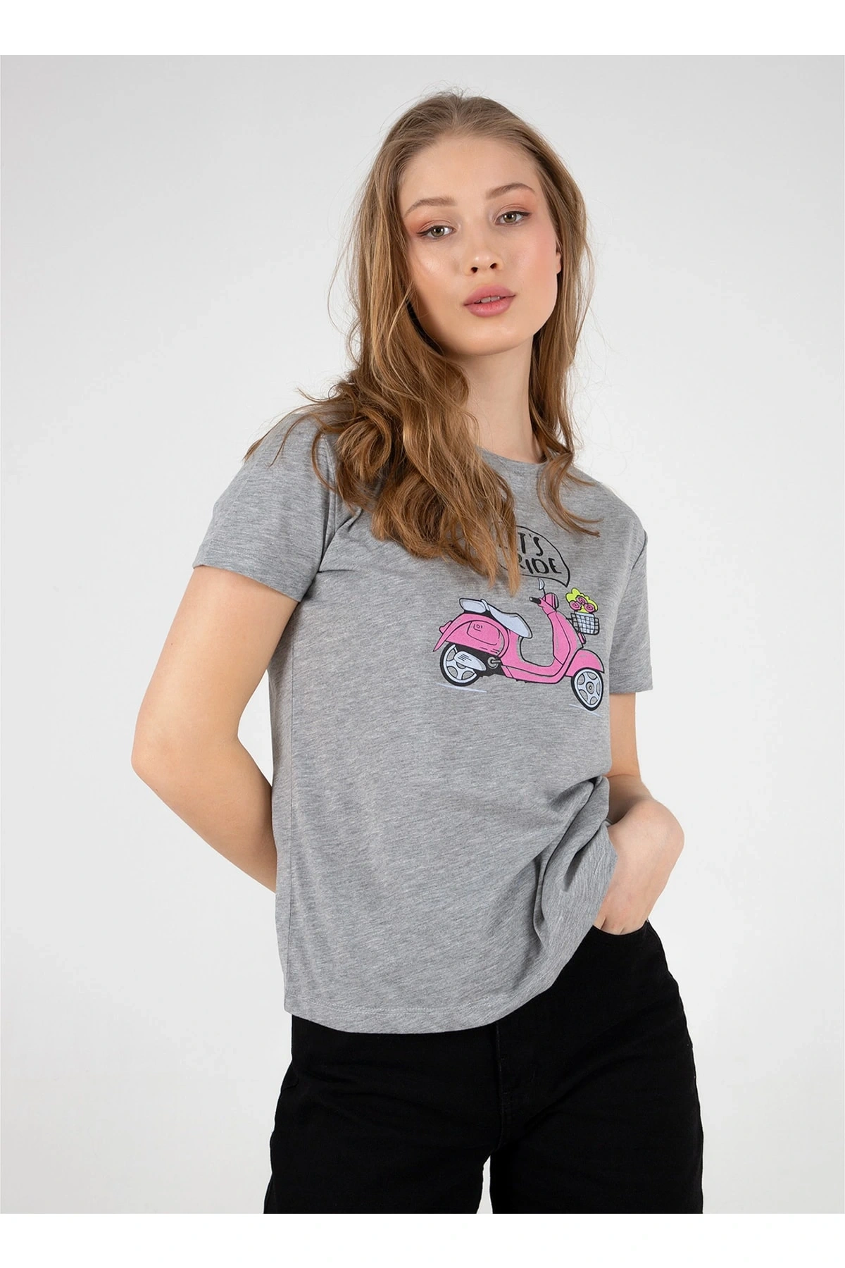 22y0103k1 Bisiklet Yakakısa Kollu Normal Kalıp Baskılı Gri Melanj Kadın T-shirt