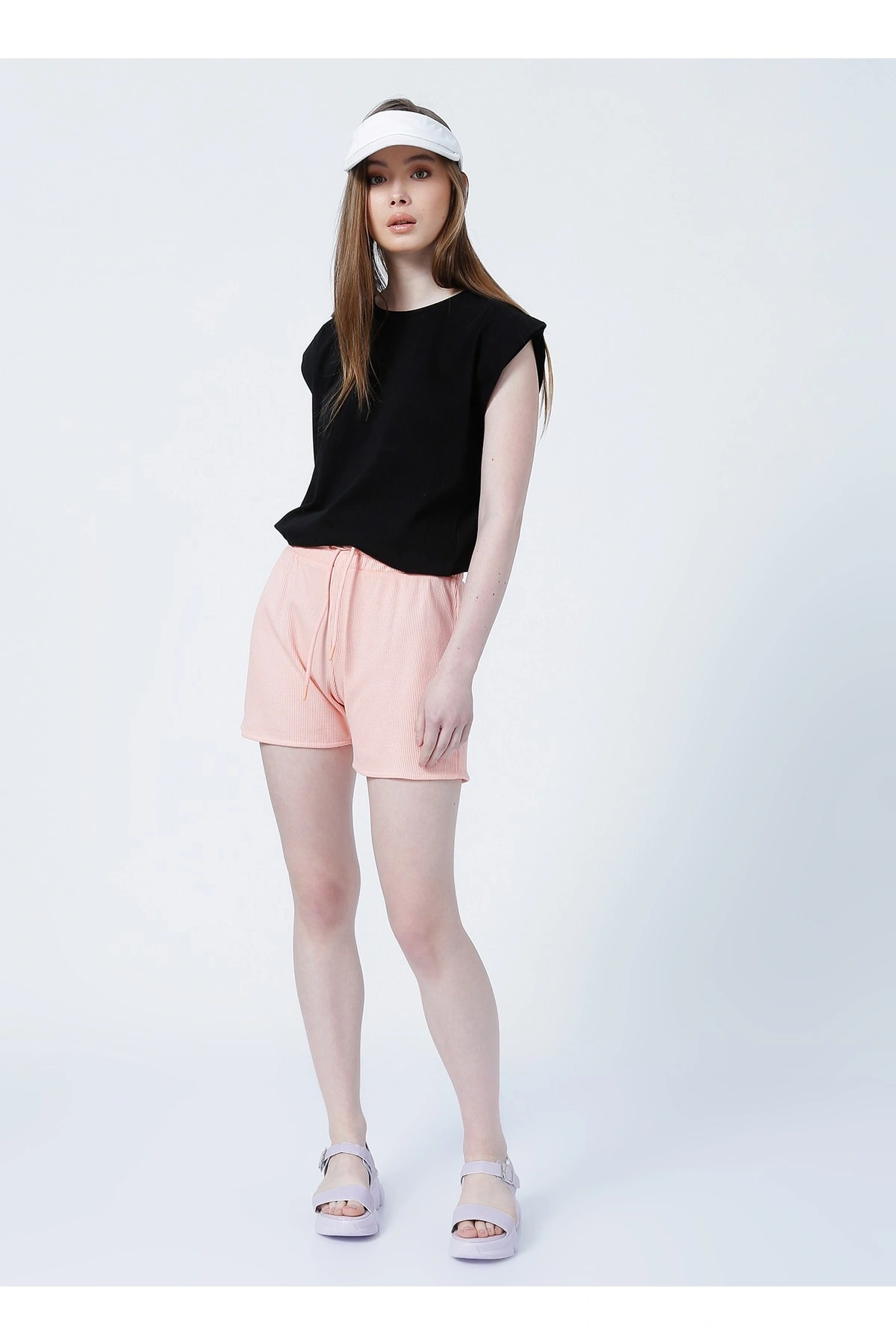 22y0657k1 Lastikli Rahat Petek Desenli Mercan Kadın Şort