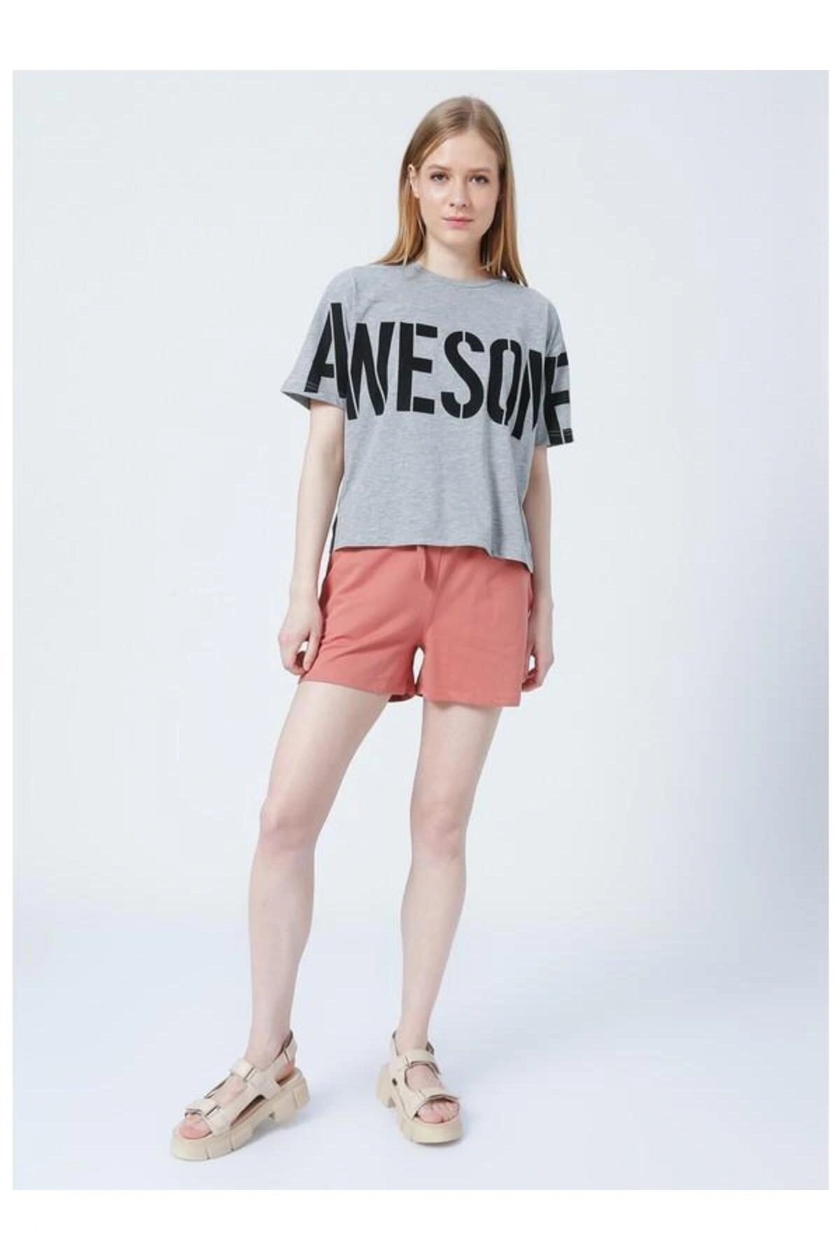 22y0655k1 Lastikli Rahat Kalıp Düz Pembe Kadın Şort