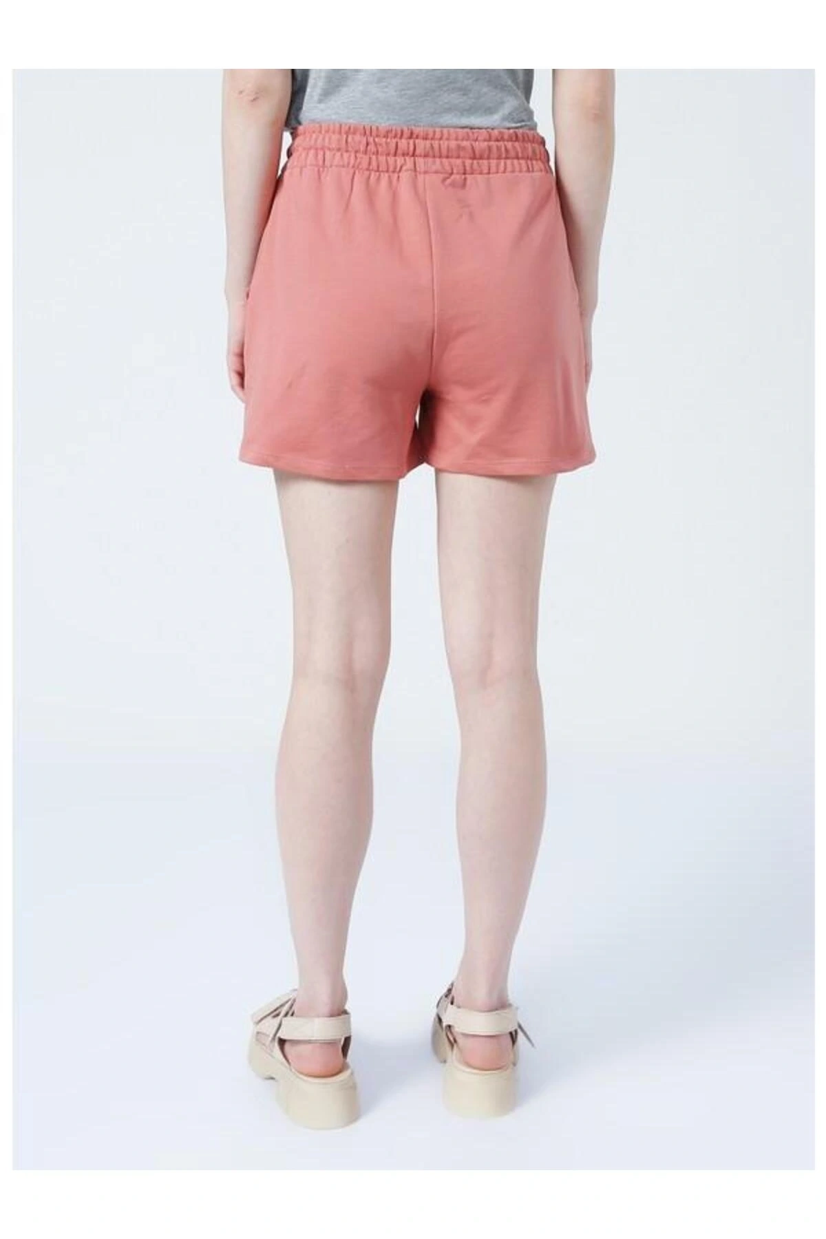 22y0655k1 Lastikli Rahat Kalıp Düz Pembe Kadın Şort
