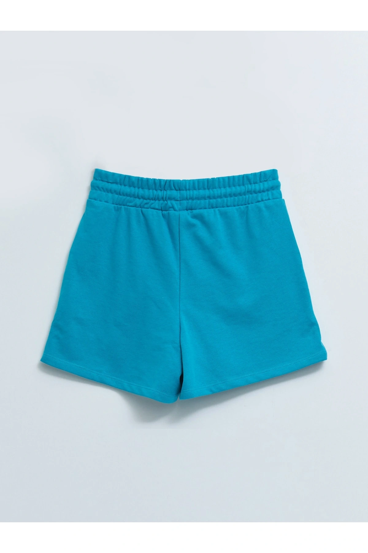 Beli Lastikli Düz Cep Detaylı Kadın Bermuda Şort