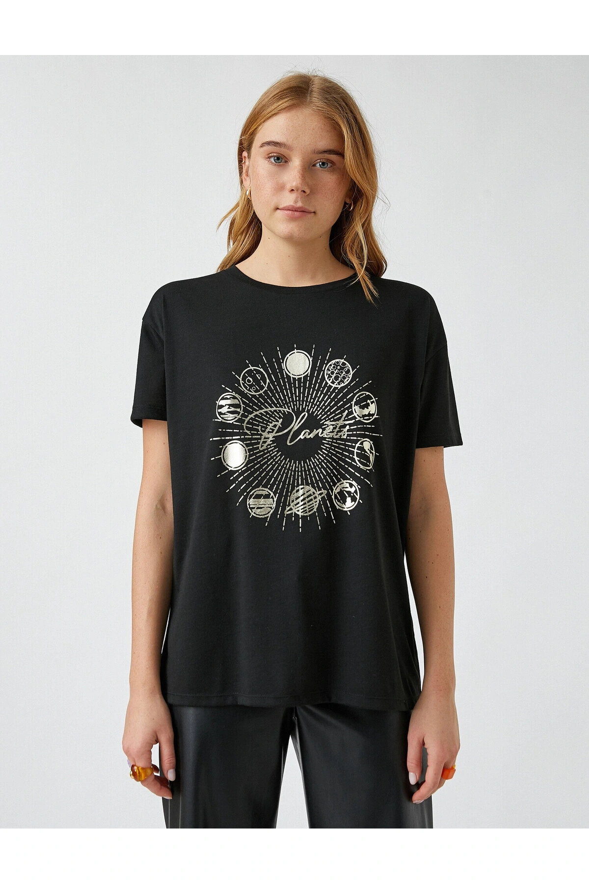 Bisiklet Yaka Kısa Kollu Baskılı Tişört