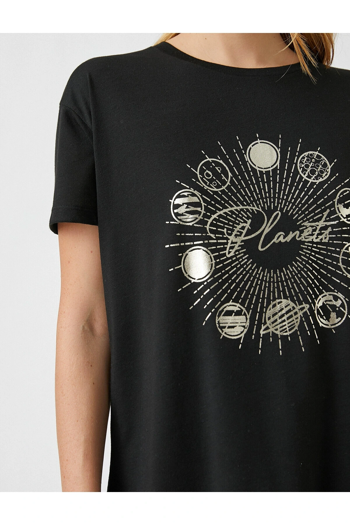 Bisiklet Yaka Kısa Kollu Baskılı Tişört