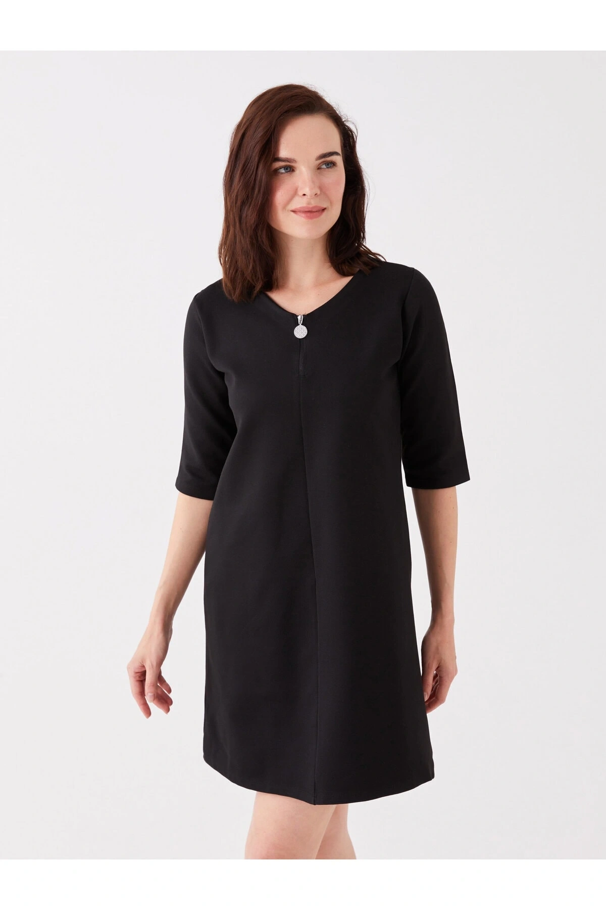 V Yaka Düz Kısa Kollu Kadın Elbise