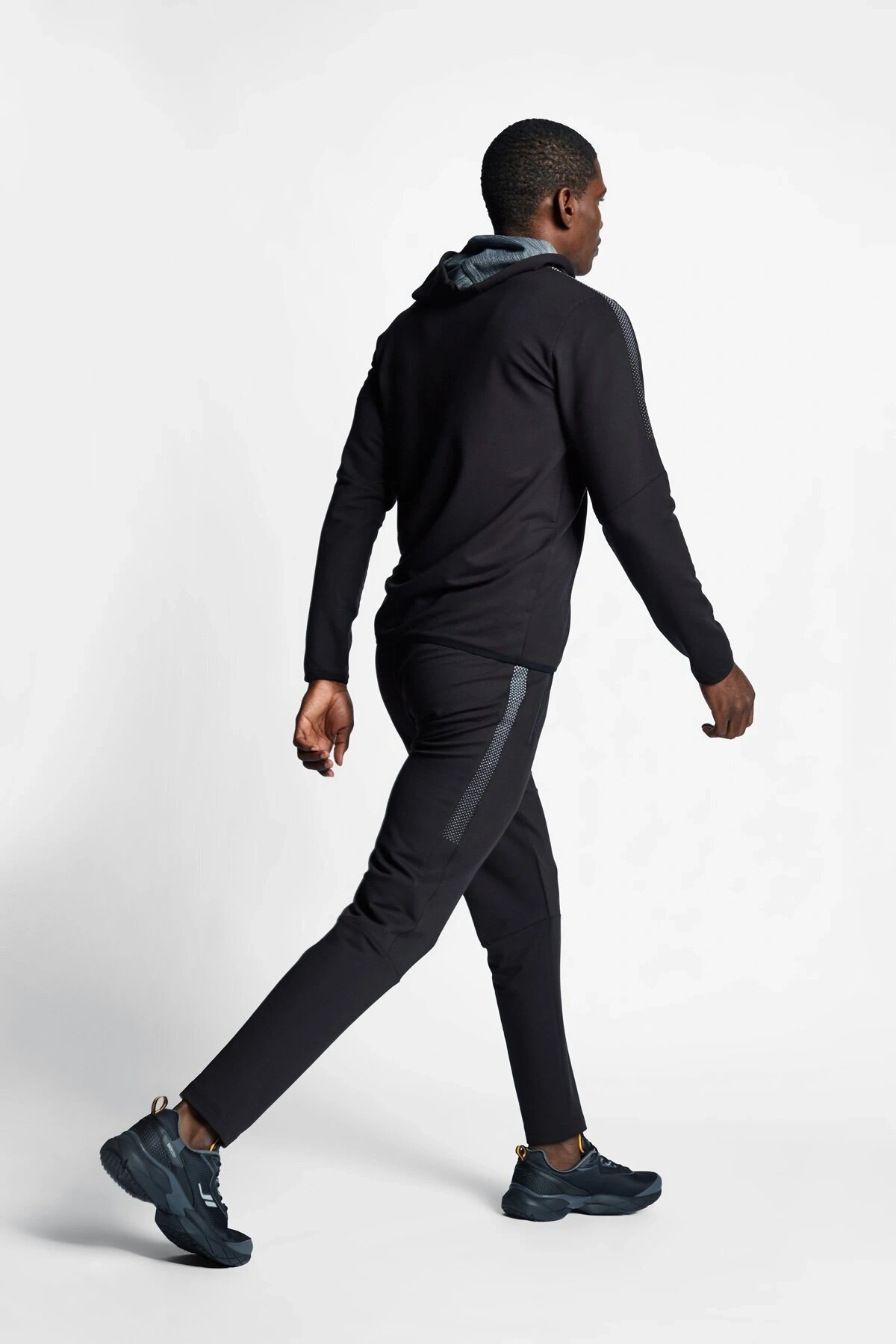 Siyah Erkek Fermuarlı Kapüşonlu Sweatshirt 22b-1118