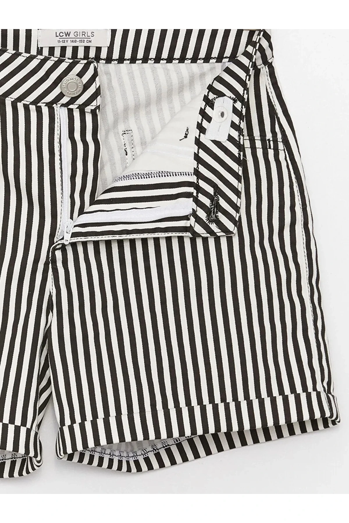 Lcw Kids Çizgili Kız Çocuk Şort