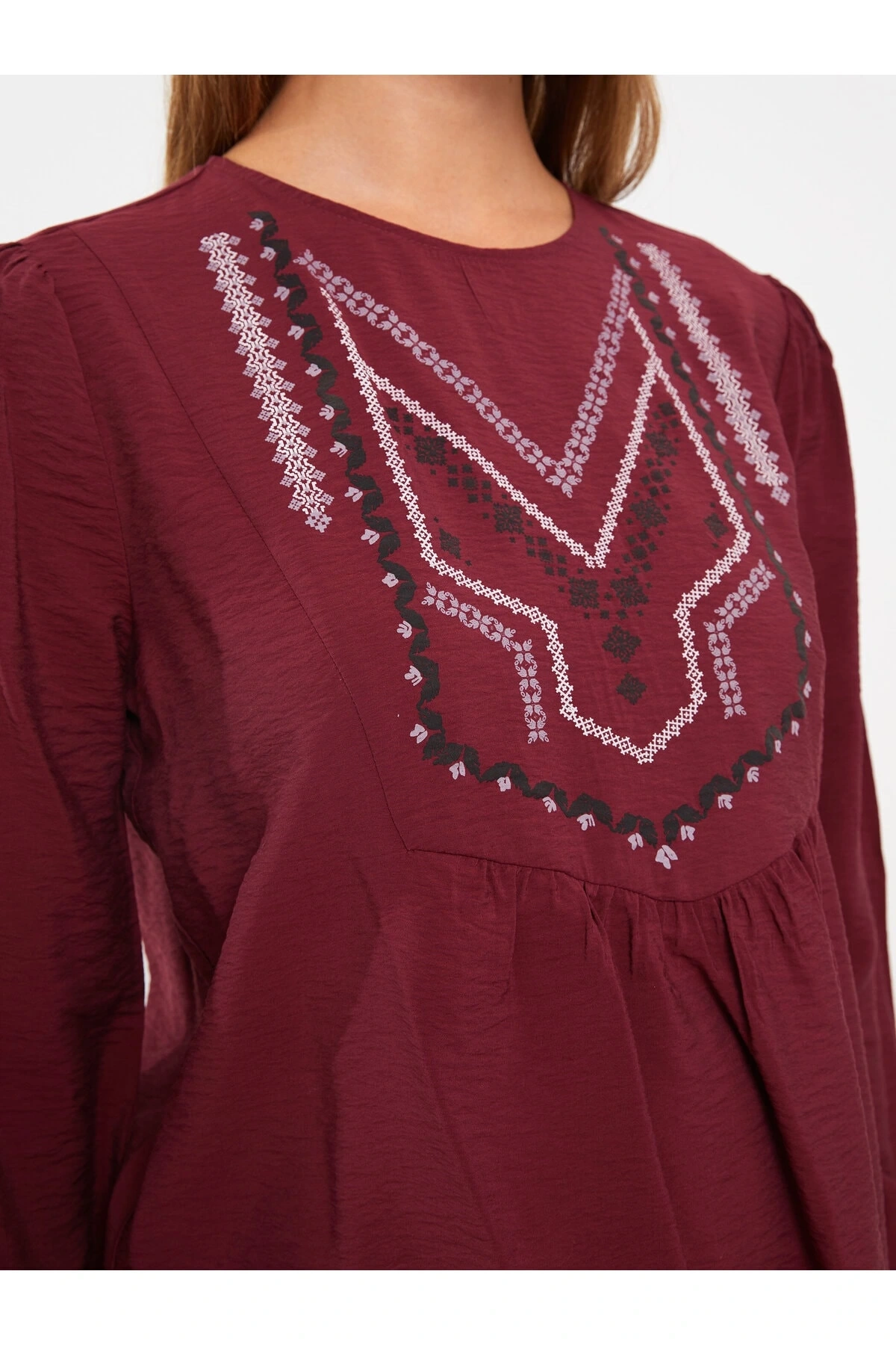 Bisiklet Yaka Nakışlı Uzun Kollu Hamile Bluz
