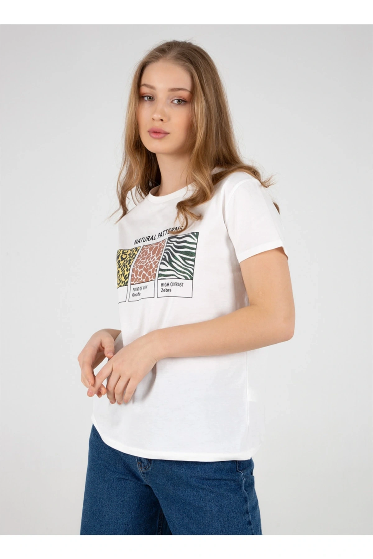 22y0654k1 Bisiklet Yakakısa Kollu Normal Kalıp Baskılı Beyaz Kadın T-shirt