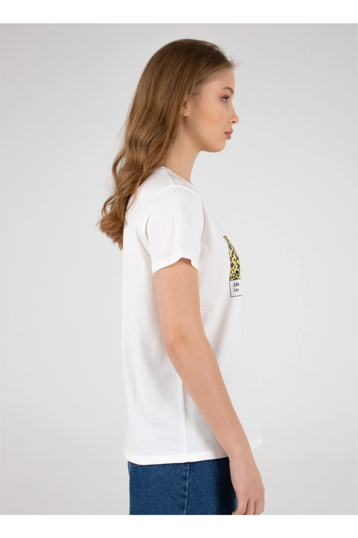 22y0654k1 Bisiklet Yakakısa Kollu Normal Kalıp Baskılı Beyaz Kadın T-shirt