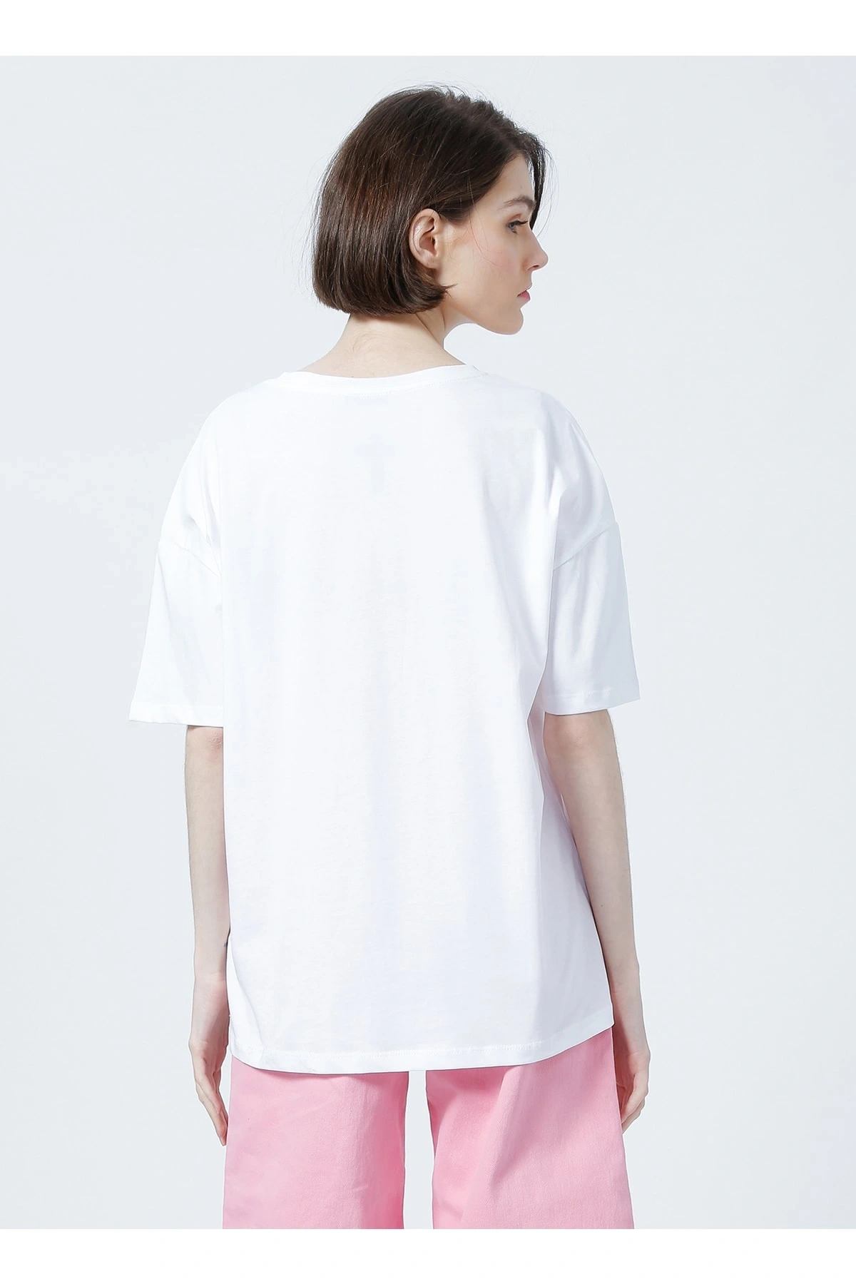 22y0402k1 Bisiklet Yaka Relaxed Baskılı Beyaz Kadın T-shirt