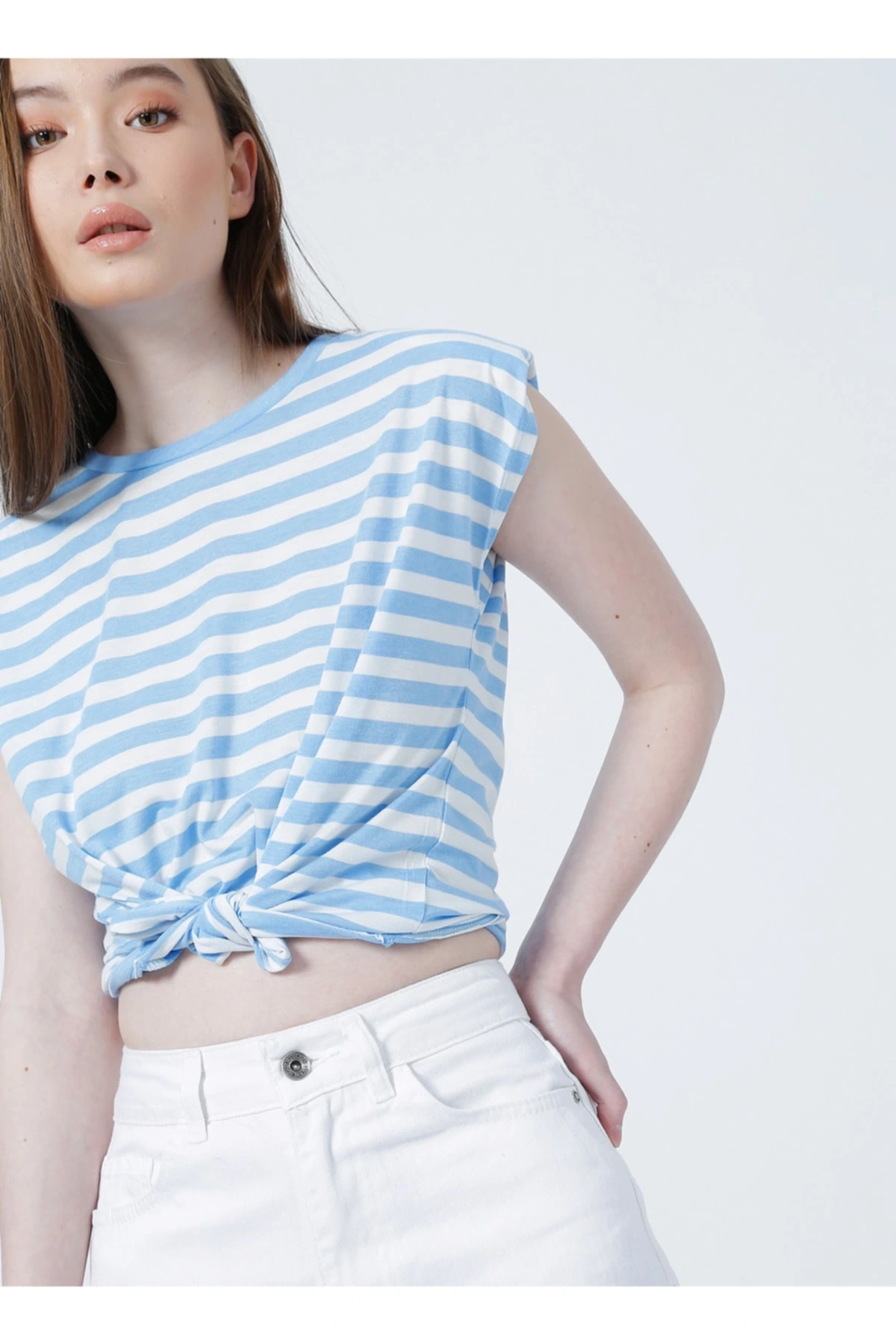 22y0058k1 Bisiklet Yakakolsuz Normal Kalıp Çizgili Mavi Kadınt-shirt