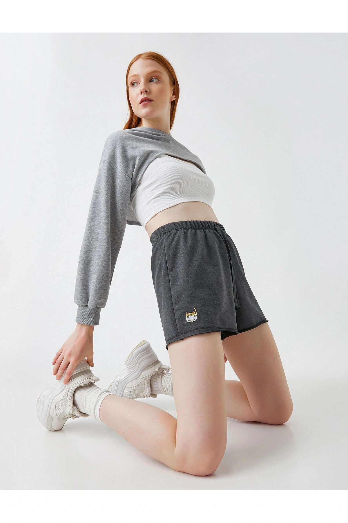 Beli Lastikli Baskılı Şort