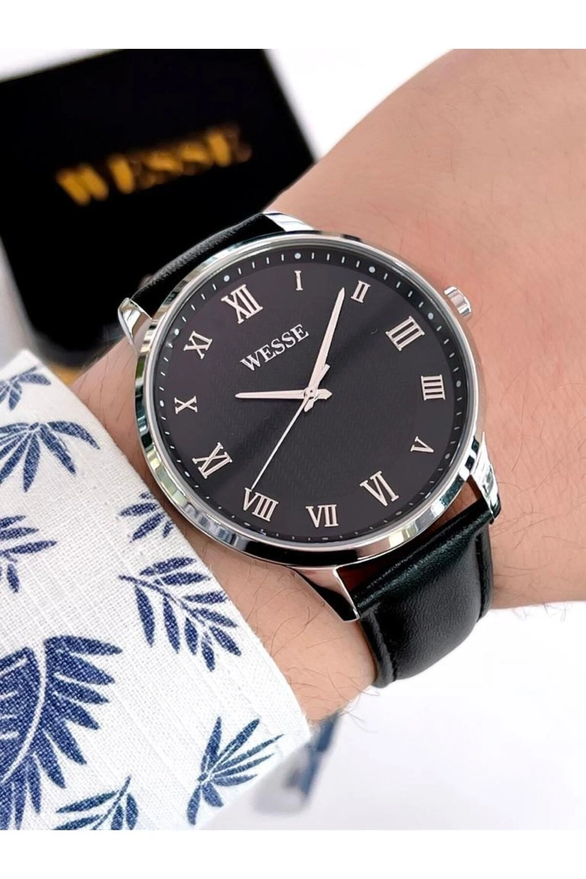 WWG208002 Wesse Deri Kordon Kararmaz Renk Atmaz 5 Atm Suya Dayaknıklı Erkek Klasik Kol Saat