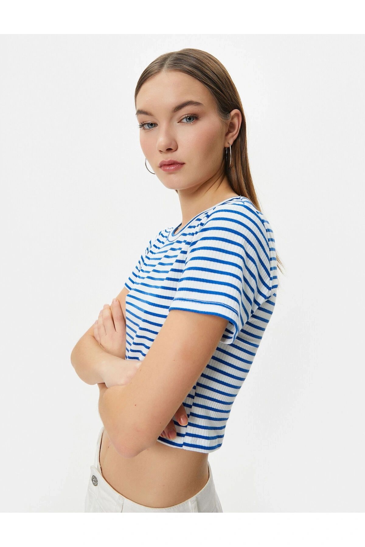 Crop Tişört Slim Fit Ribanalı Kısa Kollu Bisiklet Yaka