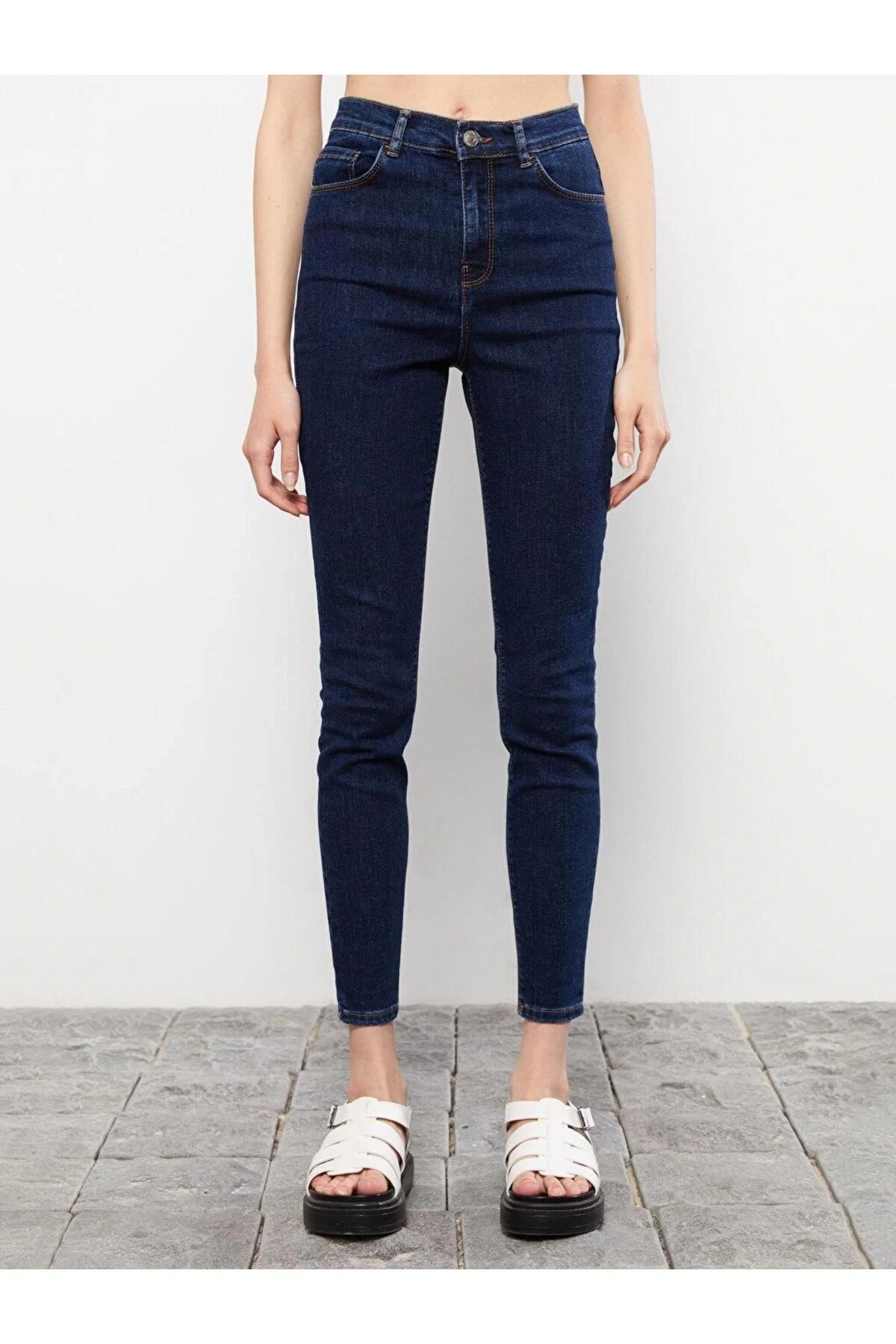 LCW Jeans Yüksek Bel Süper Skinny Fit Cep Detaylı Kadın Rodeo Jean Pantolon