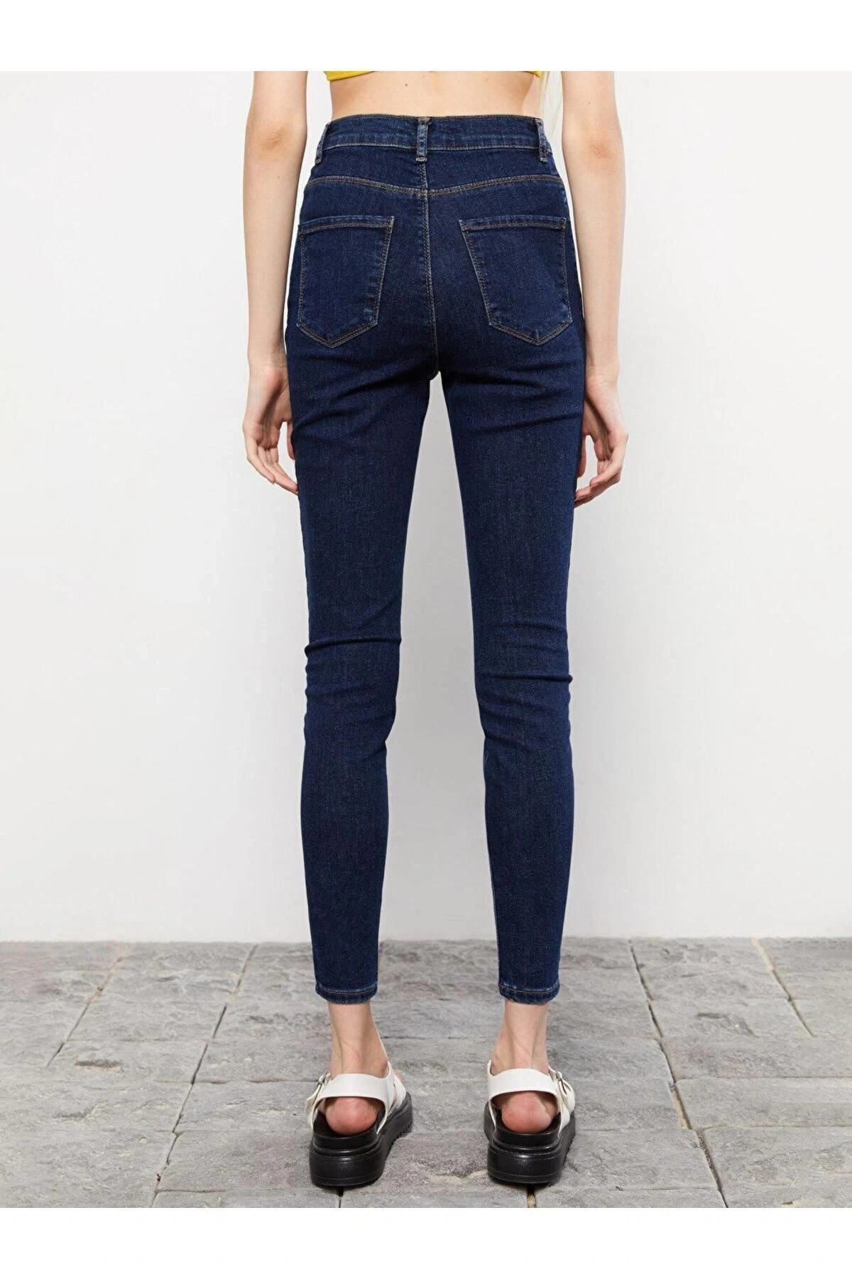 LCW Jeans Yüksek Bel Süper Skinny Fit Cep Detaylı Kadın Rodeo Jean Pantolon