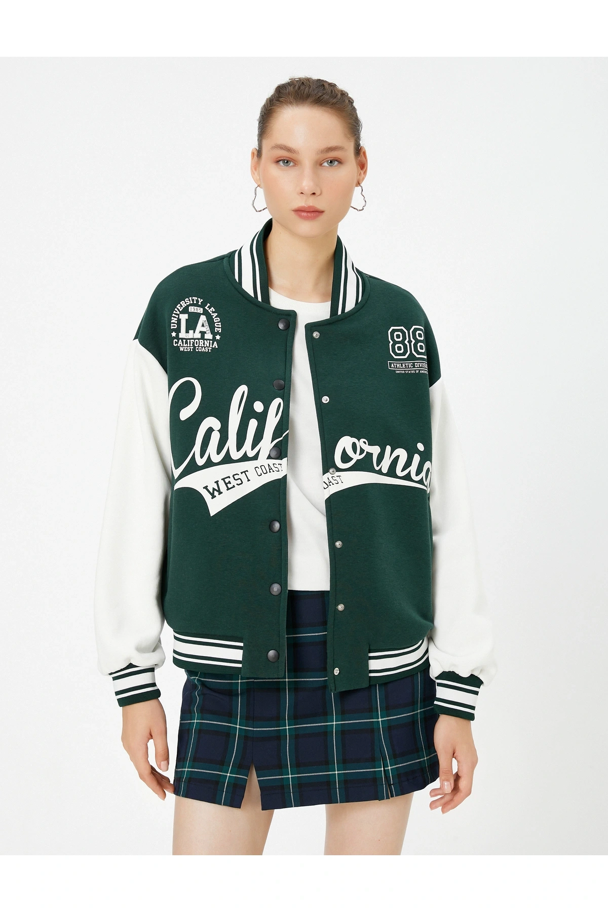 Şardonlu Bomber Ceket Aplike Detaylı Kolej Baskılı Cepli