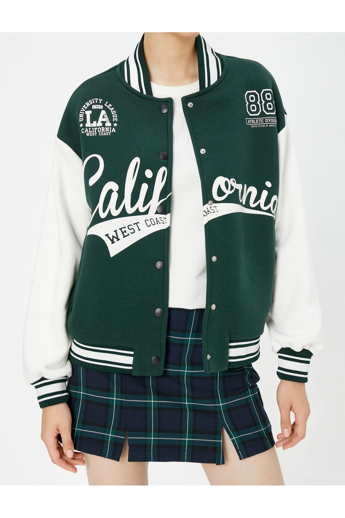 Şardonlu Bomber Ceket Aplike Detaylı Kolej Baskılı Cepli