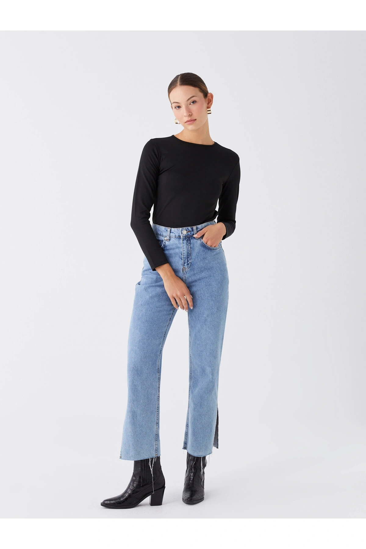 Bisiklet Yaka Düz Uzun Kollu Kadın Tişört