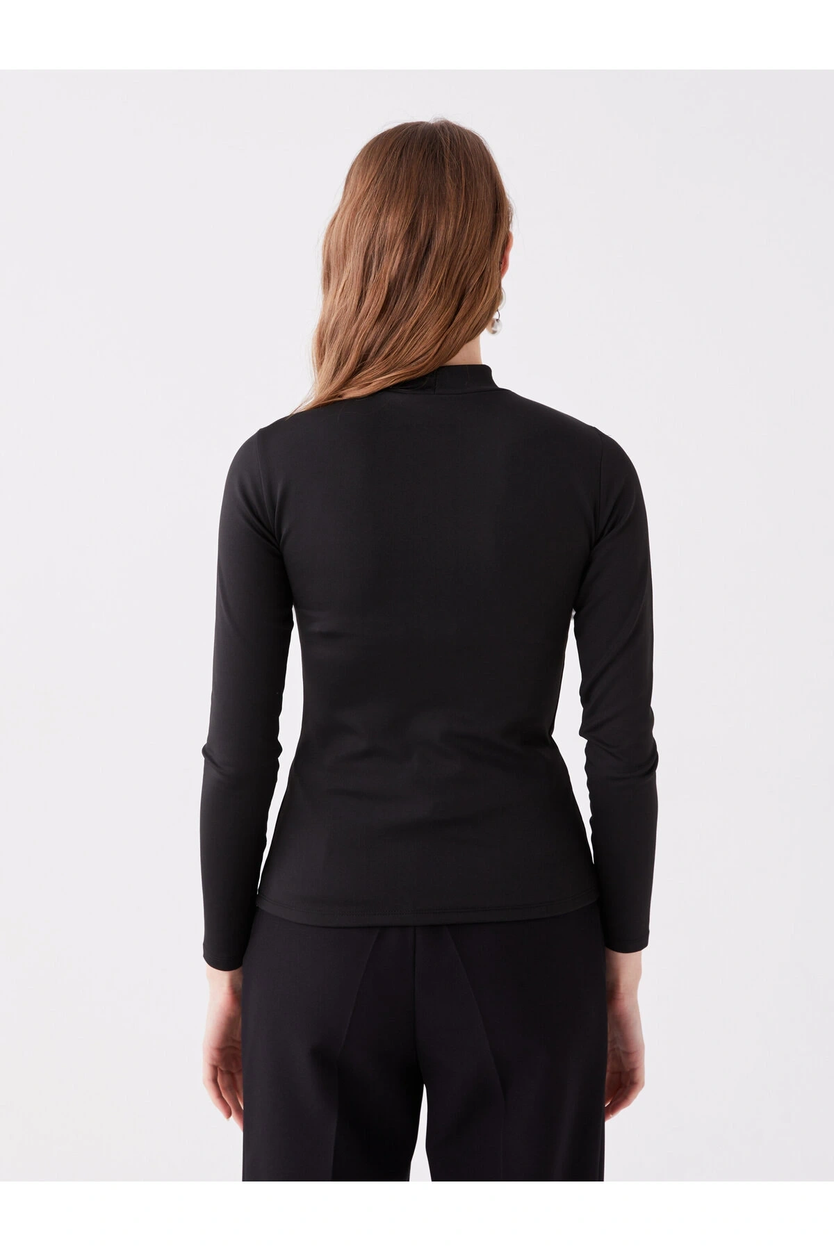 Bisiklet Yaka Düz Uzun Kollu Kadın Tişört