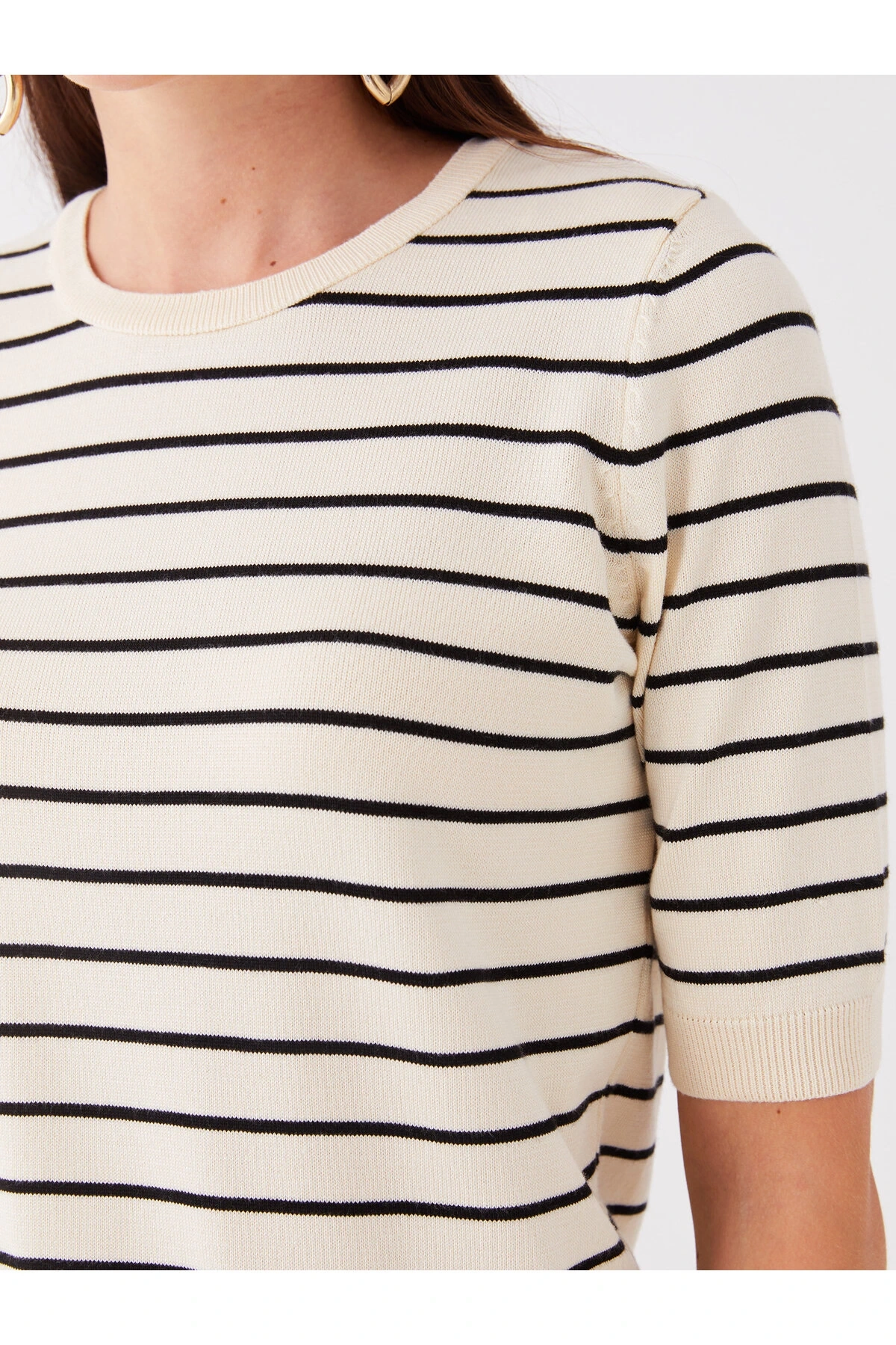 Bisiklet Yaka Çizgili Kısa Kollu Kadın Triko Kazak