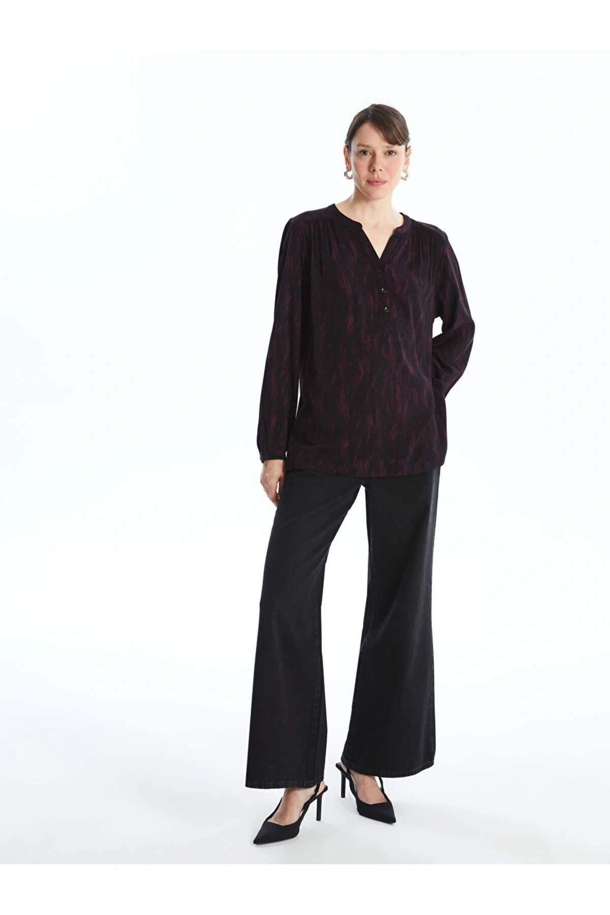 LCW Kaçık Yaka Desenli Uzun Kollu Kadın Bluz